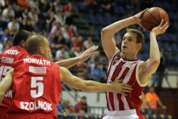 Zvezda putuje u Mađarsku