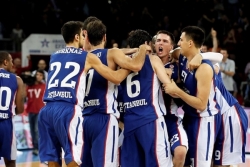 Dženingov &scaron;ou u Istanbulu (video)