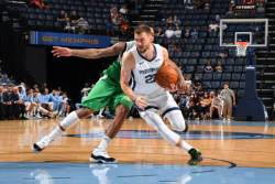 Gudurić ubacio osam poena na debiju za Grizlise