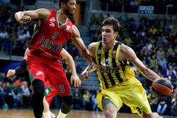 Teodosić lagano, Bogdanović silno