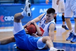Zubac potpisao za Megu!