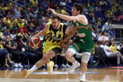 Fenerbahče slavio posle produžetka, Gudurić sjajan