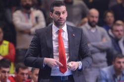 Alimpijevićev prvi inostrani angažman