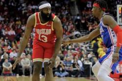 Harden tripl-dabl učinkom sru&scaron;io Sikserse