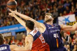 Avramović ubacio Realu 16 poena, dabl-dabl Muslija