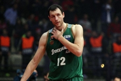 Sjajno pojačanje za AEK