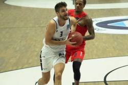 Partizan pobedio, ali problemi ostaju