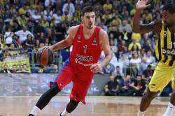 De Kolo uz zvuk sirene sru&scaron;io Fener!