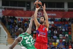 CSKA rutinski, Efes konačno stigao do pobede