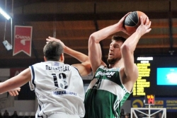 Sjajni Kuzmić i Kuzeloglu, Dijamantidis brojao do 600