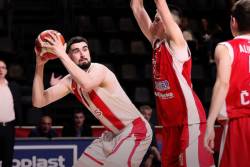 Zvezdi dovoljno jedno poluvreme