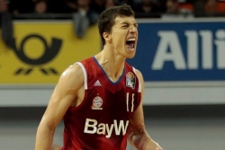 Lučić za novo vođstvo Bajerna