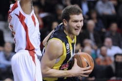 Fenerbahče siguran protiv PAO-a