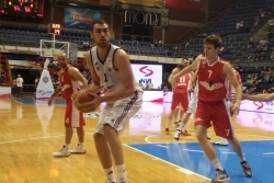 Partizan se mučio, ali pobedio Pantere
