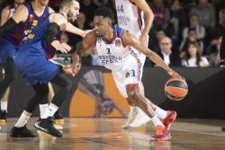 Efes bez Micića slavio u Barseloni