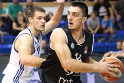 SUPERKUP: Partizan pokazao slabosti i lagano izgubio