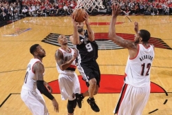 San Antonio sprema "metlu", Bruklin ponovo u igri