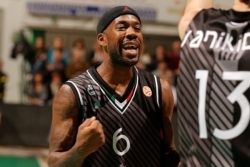 Žalgiris i Makabi ubedljivi, prvi poraz Sijene