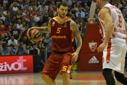 Micov, Gaudlok, Bertans i M'Baje u Milanu