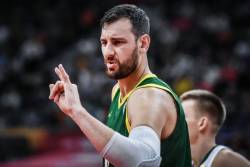 (VIDEO) Bogut psovao FIBA u miks zoni