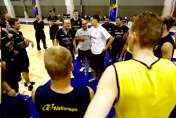 Dobrodo&scaron;lica za Kjurika (video)