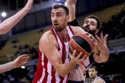 Fantastični Milutinov bio blizu rekorda, Olimpijakos proigrao