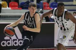 ANGT: Crno-beli s pola snage do drugog trijumfa