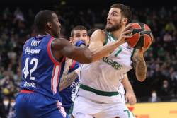 Nepobedivi Žalgiris slavio pred oko 5000 ljudi