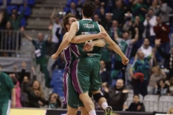 Tulson u poslednjoj sekundi sru&scaron;io Efes (video)