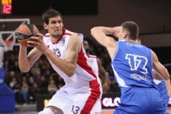 Neptunas naneo Zvezdi prvi poraz