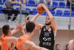 Partizan pregazio Dinamik