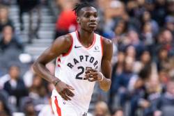 Toronto je zadržao Bu&scaron;ea, stižu Bejns i Bembri