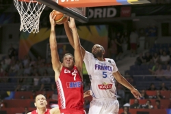 Francuska preživela Bogdanovićevu paljbu