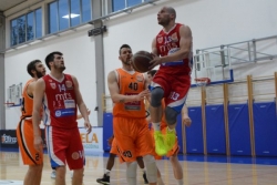 Dinamik srljao, Borac pobedio