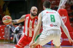 Zvezda lako sa Olimpijom