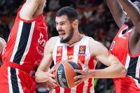 Kalinićeva ko&scaron;arka&scaron;ka klinika, Zvezda bolja od velikog rivala