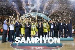 Feneru prvi trofej u sezoni