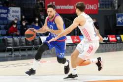 Efes demonstrirao silu, Micić fantastičan