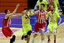 Mega zamalo &scaron;okirala Zvezdu