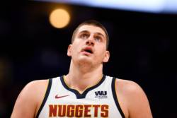 (VIDEO) Jokić tri puta u TOP 5
