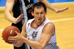 PAO doveo letonskog veterana