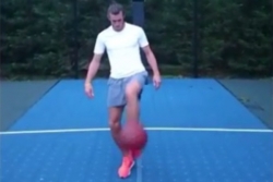 Bejl pokazao umeće sa loptom (video)