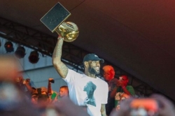 LeBron dobio ulicu u Akronu