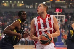 Zvezda preslaba za Fener