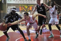 Crno-beli porazili Radnički