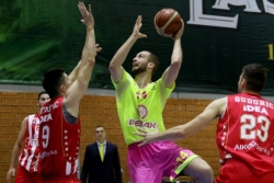 Zvezda zavr&scaron;ila posao, povrede Jovića i Voltersa