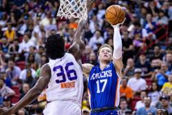LAS VEGAS: Trent Džunior i Brazdeikis su obeležili noć