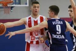 TKLS F8: Zvezda bez problema do finala