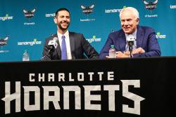 N(B)AJAVA: &Scaron;arlot Hornets