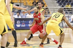 Olimpijakos pro&scaron;ao Aris, sledi finale